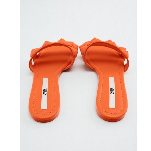 ZARA FLAT RUBBERIZED STUDDED SANDALS - Picture 3 of 4